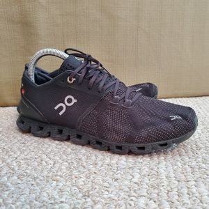 On Cloud Women's shoes